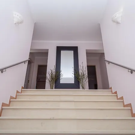 Schoenes Haus In Carvoeiro Mit Privatem Parkplatz 度假居 *